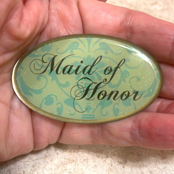 Jewelry - MAID OF HONOR BROOCH WITH BLUE TRELLIS BACKGROUND (SOMETHING BLUE) OVAL SHAPE